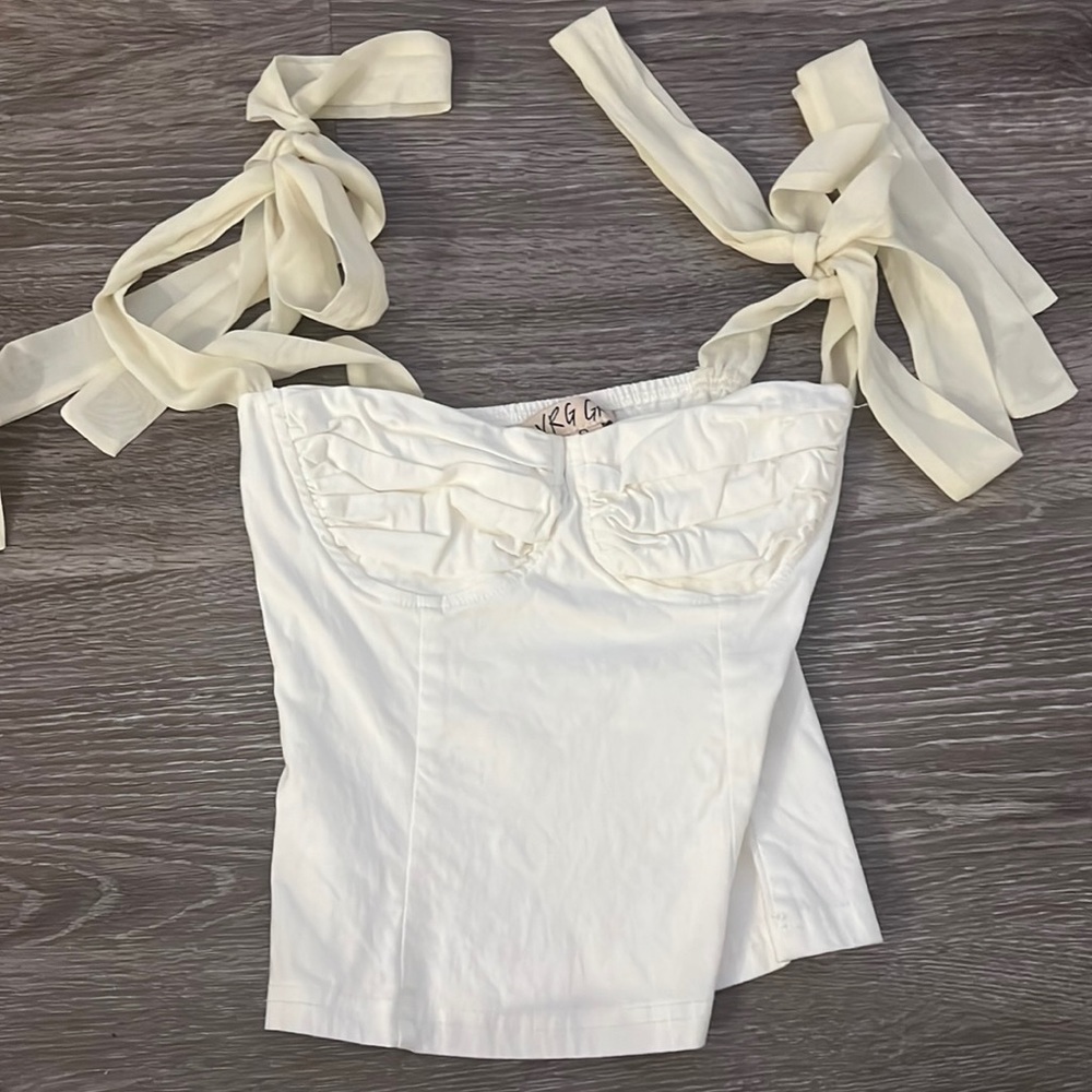 verge girl top